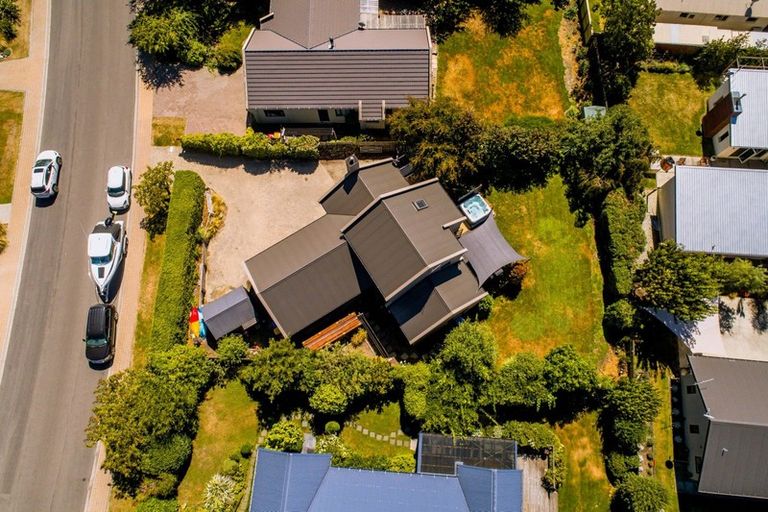 Photo of property in 88 Meadowstone Drive, Wanaka, 9305