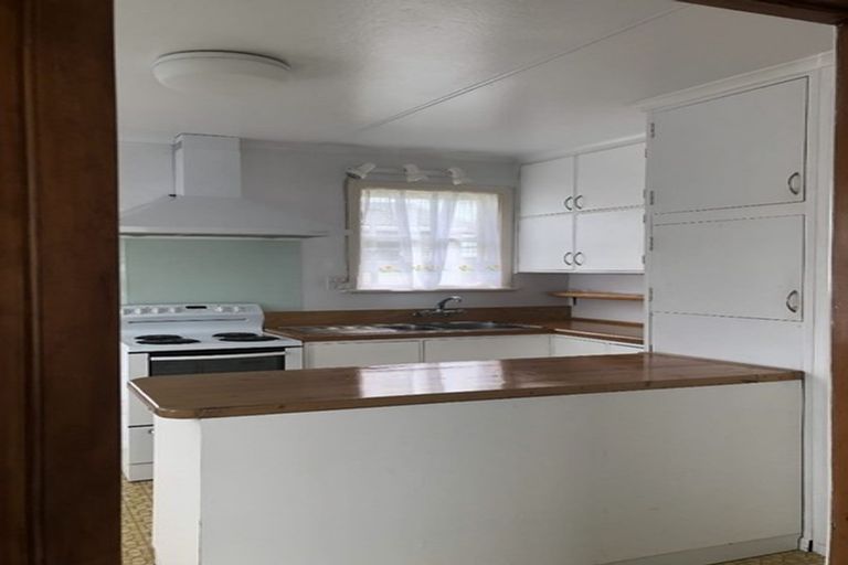 Photo of property in 1 Trafalgar Street, Levin, 5510