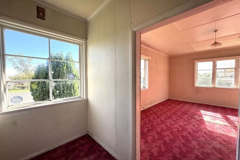 Photo of property in 1 Market Street, Kaitangata, 9210
