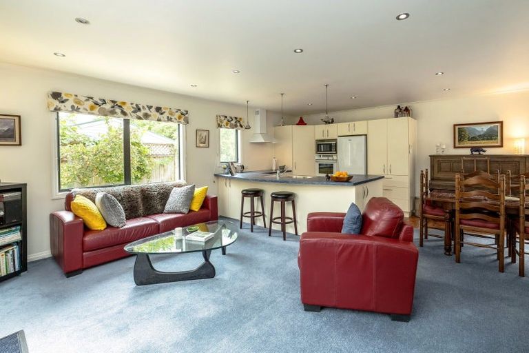 Photo of property in 30 Jellicoe Street, Greytown, 5712