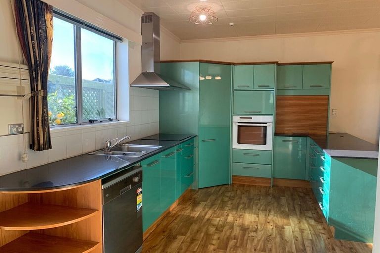 Photo of property in 36 Grafton Street, Waltham, Christchurch, 8011