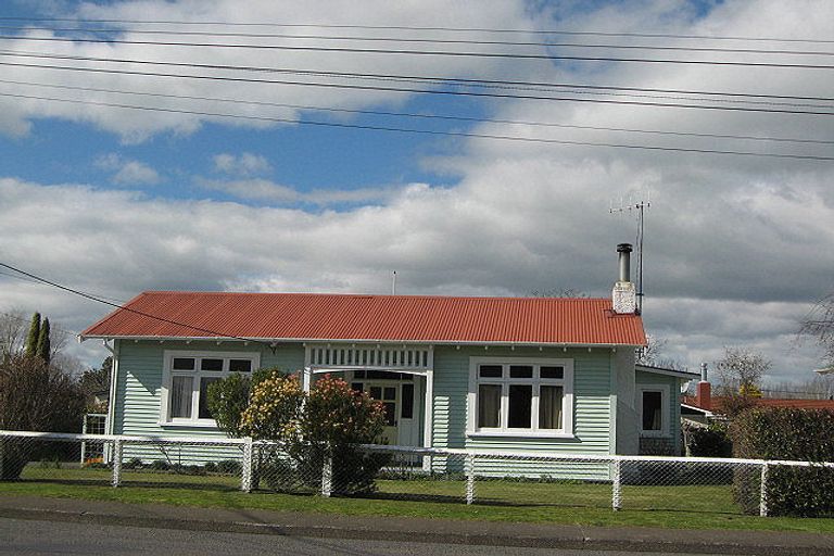 Photo of property in 24 Saint Joseph Street, Waipukurau, 4200