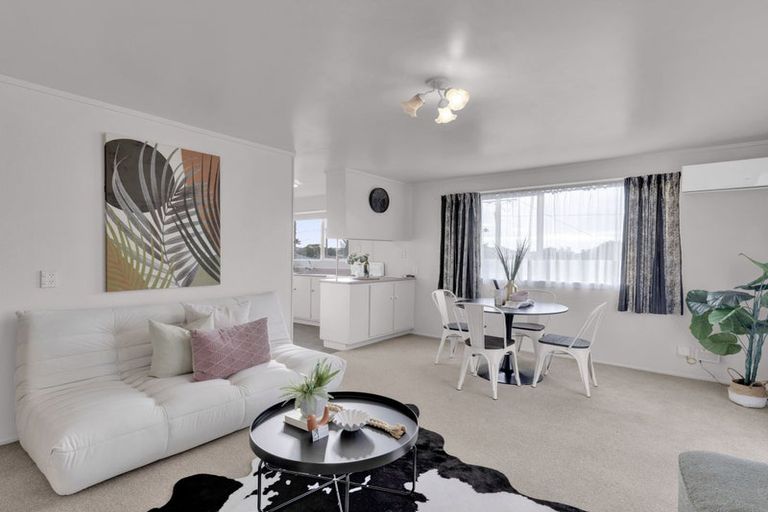 Photo of property in 73 Tuhikaramea Road, Dinsdale, Hamilton, 3204