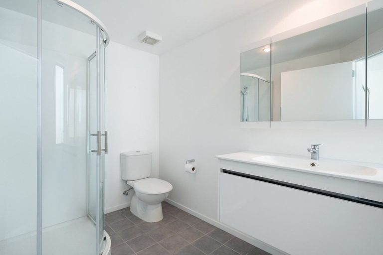 Photo of property in 135 Marine Parade, Mount Maunganui, 3116