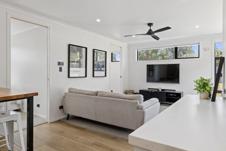 Photo of property in 207 Parekaawa Drive, Motuoapa, 3382