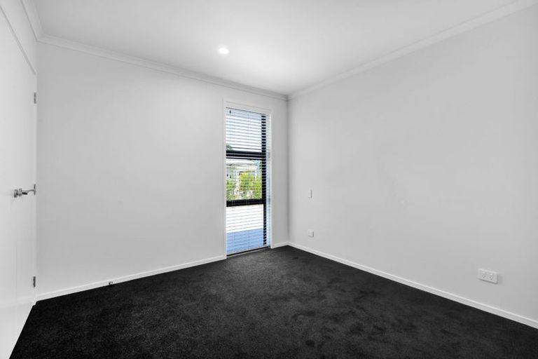 Photo of property in 26 Sycamore Grove, Lower Vogeltown, New Plymouth, 4310