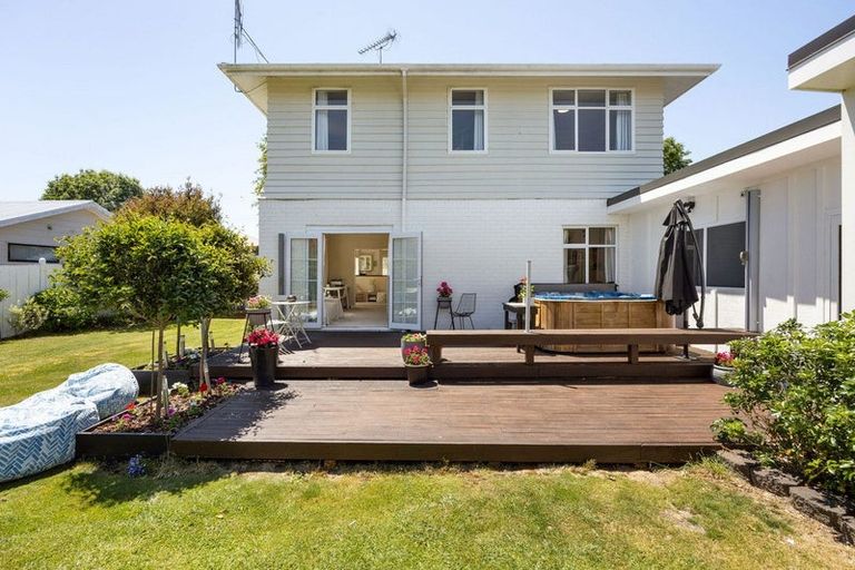 Photo of property in 46 Maclean Street, Cambridge, 3434