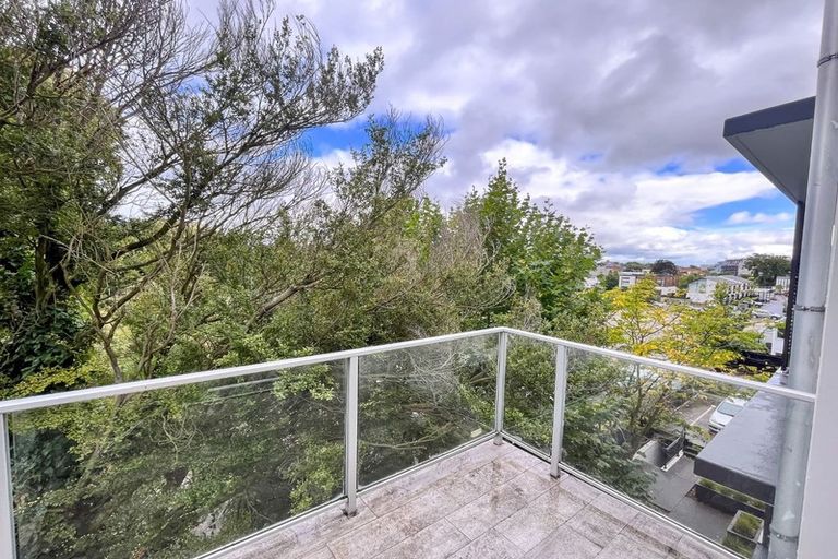 Photo of property in 4/15 Peterborough Street, Christchurch Central, Christchurch, 8013