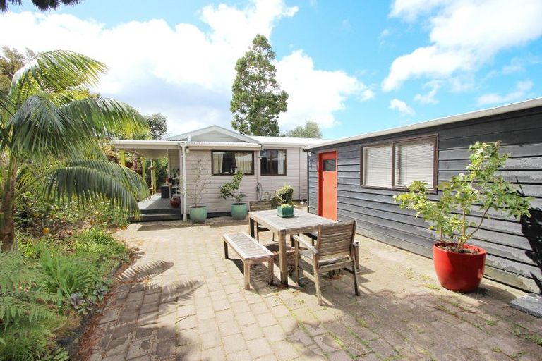 Photo of property in 308 Hetherington Road, Whangamata, 3620