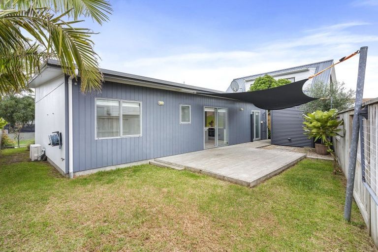 Photo of property in 408 Linton Crescent, Whangamata, 3620