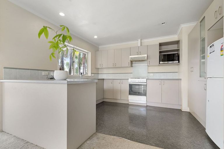 Photo of property in 35 Tilberg Street, Favona, Auckland, 2024