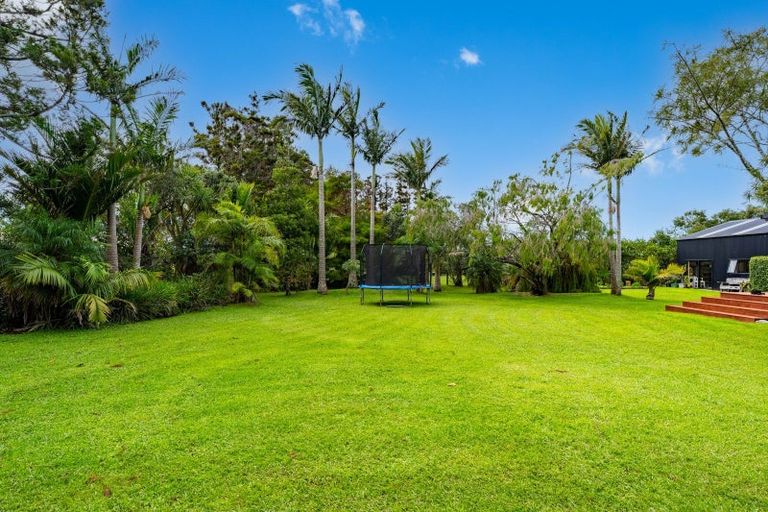 Photo of property in 334 Cove Road, Waipu, 0582