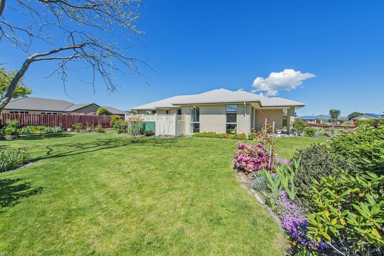 Photo of property in 5 Stanwood Grove, Darfield, 7510