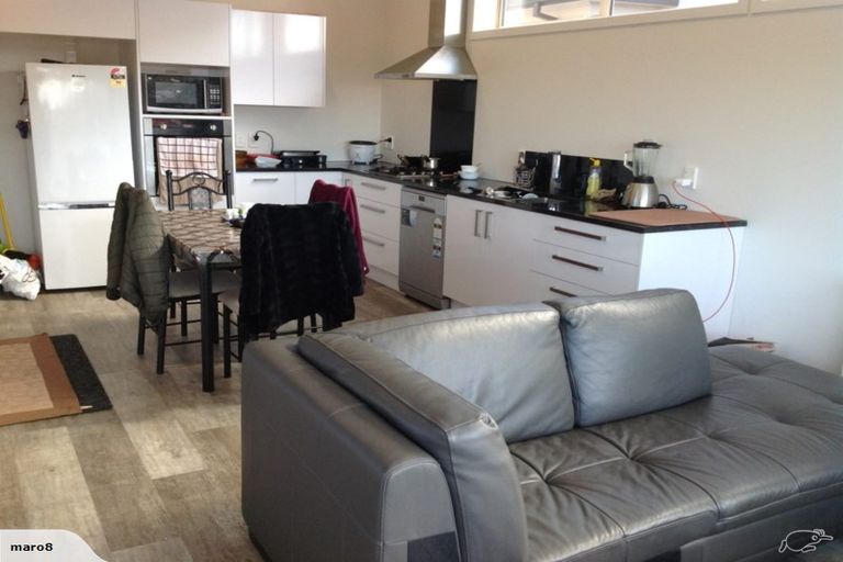 Photo of property in 86a Thurleigh Grove, Karori, Wellington, 6012