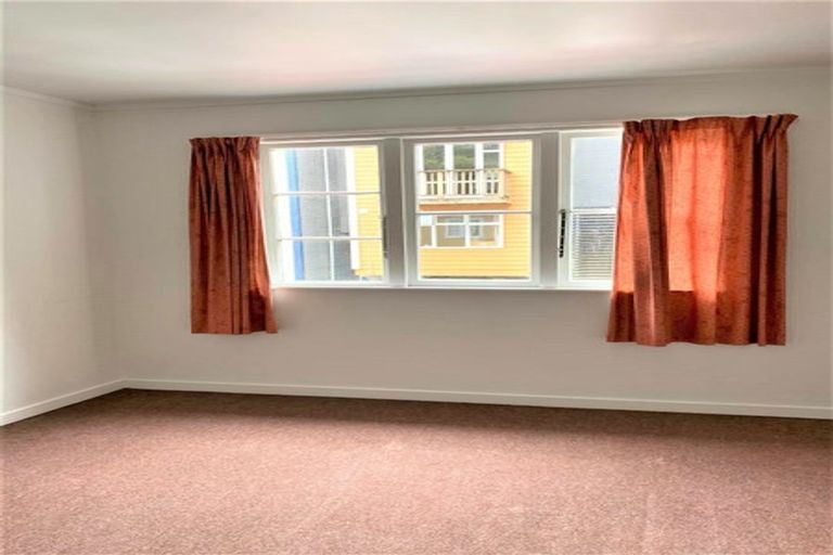 Photo of property in 142 Aro Street, Aro Valley, Wellington, 6021