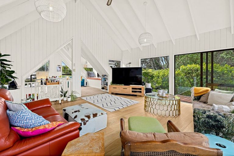 Photo of property in 3 Hibiscus Avenue, Snells Beach, 0920