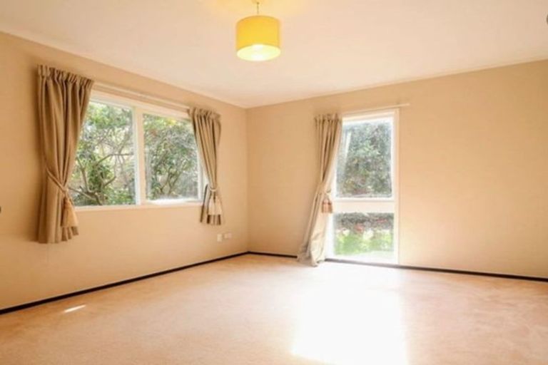 Photo of property in 51 Wyoming Avenue, Murrays Bay, Auckland, 0630