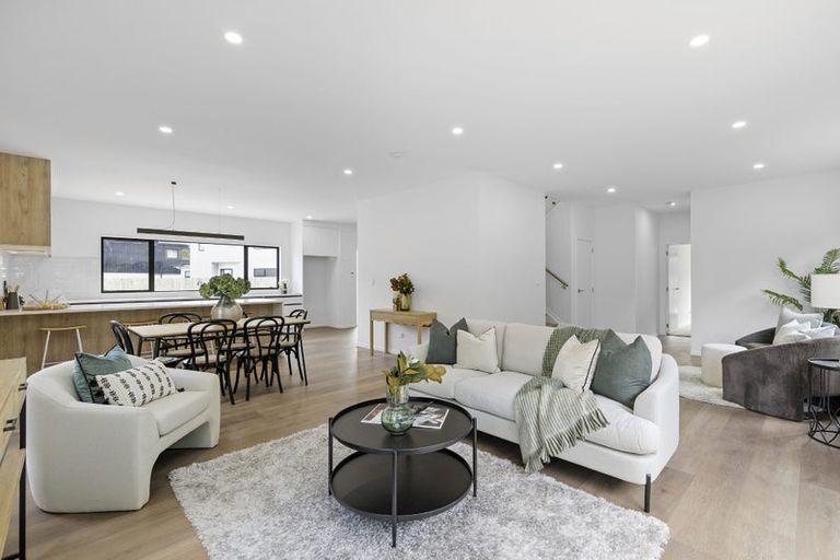Photo of property in 5 Pihipihi Way, Crofton Downs, Wellington, 6035