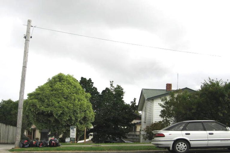 Photo of property in 3/2 East Coast Road, Milford, Auckland, 0620
