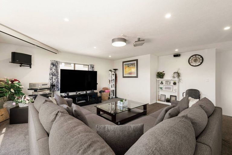 Photo of property in 23 Ring Lane, Paparangi, Wellington, 6037