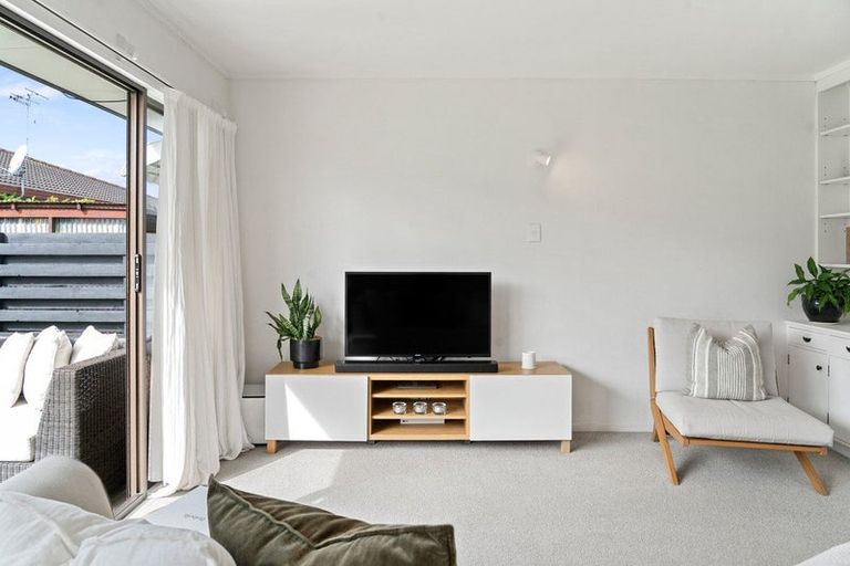 Photo of property in 88 Edgecumbe Road, Tauranga, 3110