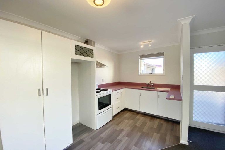 Photo of property in 3/74 Picton Avenue, Riccarton, Christchurch, 8011