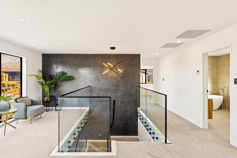 Photo of property in 5 Tai Crescent, Hobsonville, Auckland, 0616