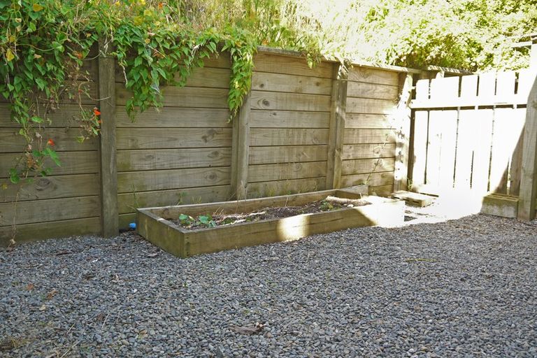 Photo of property in 3/12 Thornley Street, Titahi Bay, Porirua, 5022