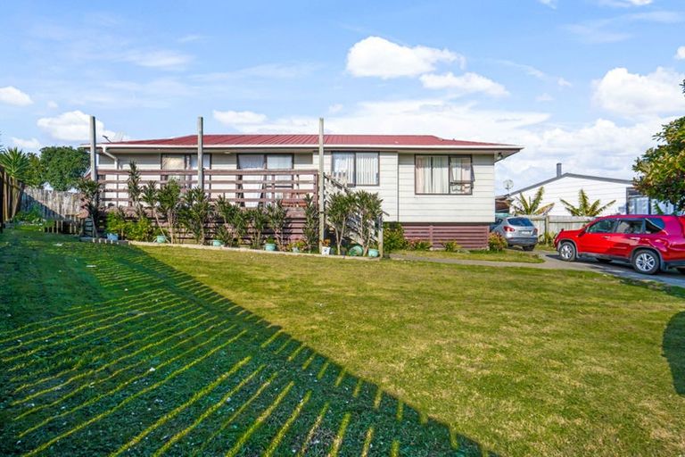 Photo of property in 176 Finlayson Avenue, Clendon Park, Auckland, 2103