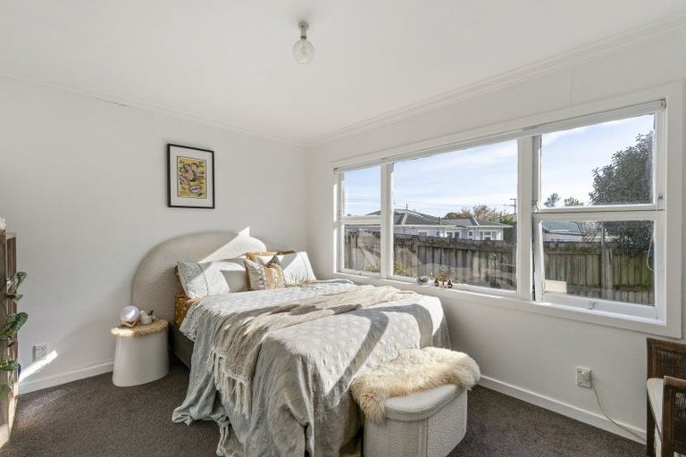 Photo of property in 56a Woodleigh Street, Frankleigh Park, New Plymouth, 4310