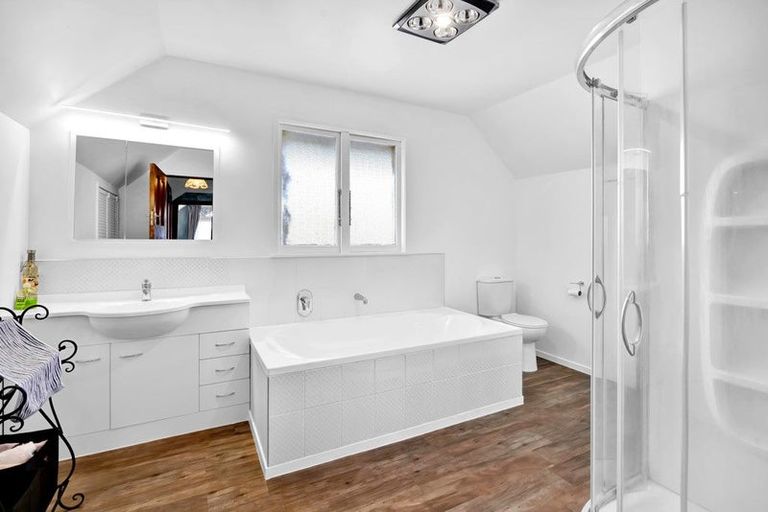 Photo of property in 75 Broadway, Stratford, 4332