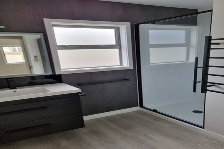 Photo of property in 70 Ormond Road, Whataupoko, Gisborne, 4010