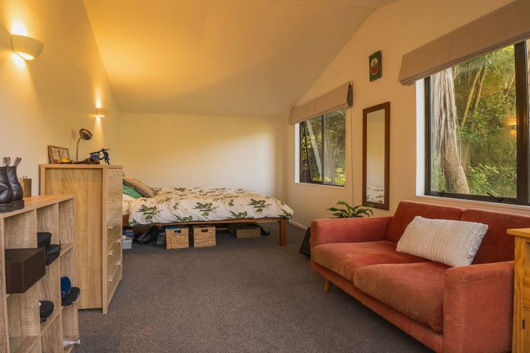 Photo of property in 72 Western Valley Road, Little River, 7591