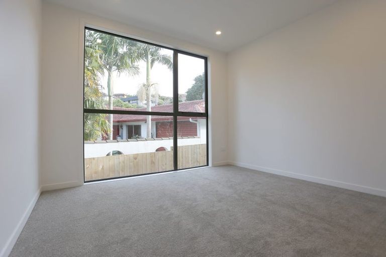 Photo of property in 13a King Richard Place, Browns Bay, Auckland, 0630