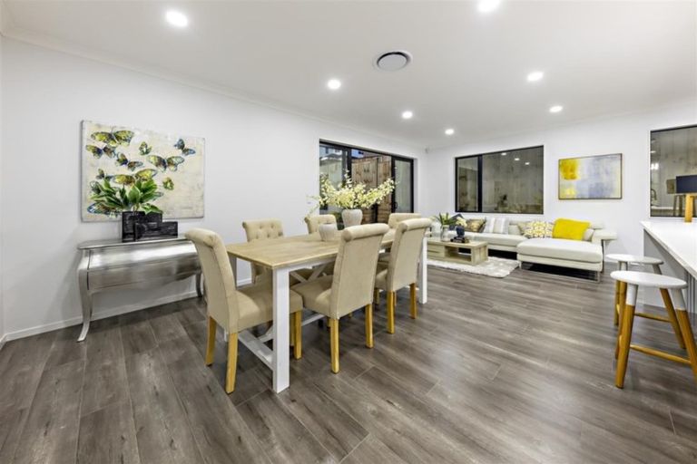 Photo of property in 42 Hangahai Road, Flat Bush, Auckland, 2019