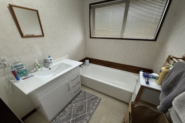 Photo of property in 1/66 Lincoln Road, Hillmorton, Christchurch, 8024