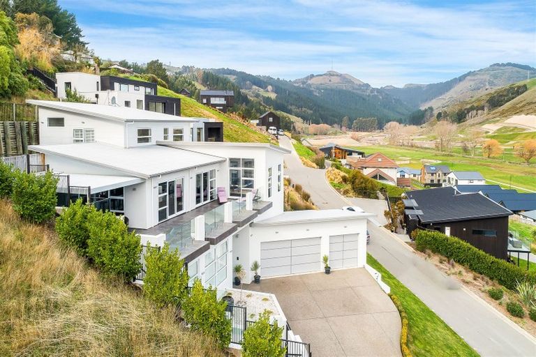 Photo of property in 2a Jahan Lane, Cashmere, Christchurch, 8022