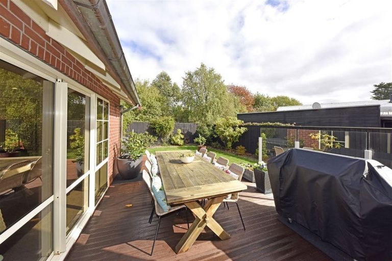 Photo of property in 9 Strathmore Gardens, Burwood, Christchurch, 8061