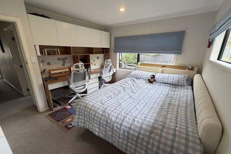 Photo of property in 1/26 Philson Terrace, Browns Bay, Auckland, 0630