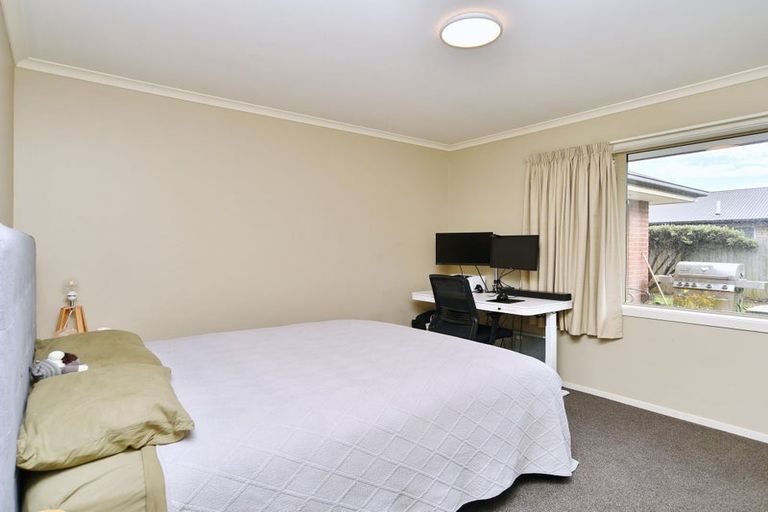 Photo of property in 41 Factory Road, Belfast, Christchurch, 8051