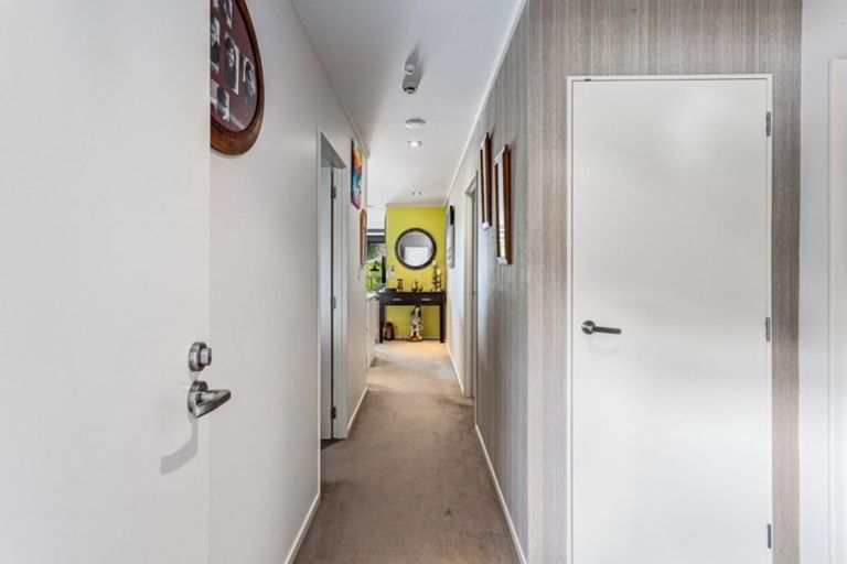 Photo of property in Quayside Apartments, 206/11 George Street, Whakatane, 3120