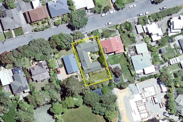 Photo of property in 14 Waikare Street, Karori, Wellington, 6012