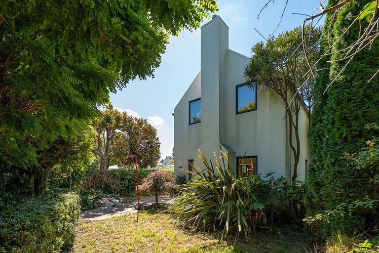 Photo of property in 39b Strowan Road, Strowan, Christchurch, 8052