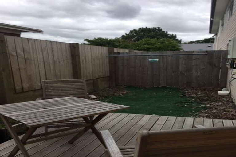 Photo of property in 1u2 June Place, Hamilton East, Hamilton, 3216