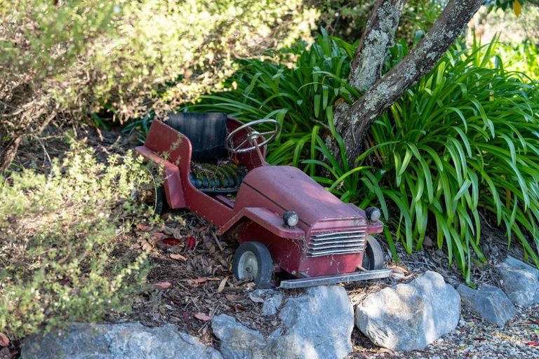 Photo of property in 109 Totara View Road, Wakefield, 7095