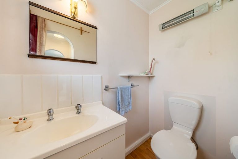 Photo of property in 28f2- Ranfurly Street, Trentham, Upper Hutt, 5018