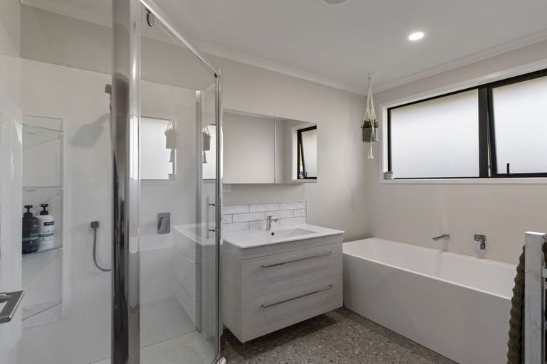 Photo of property in 11 Rayner Lane, Marton, 4710