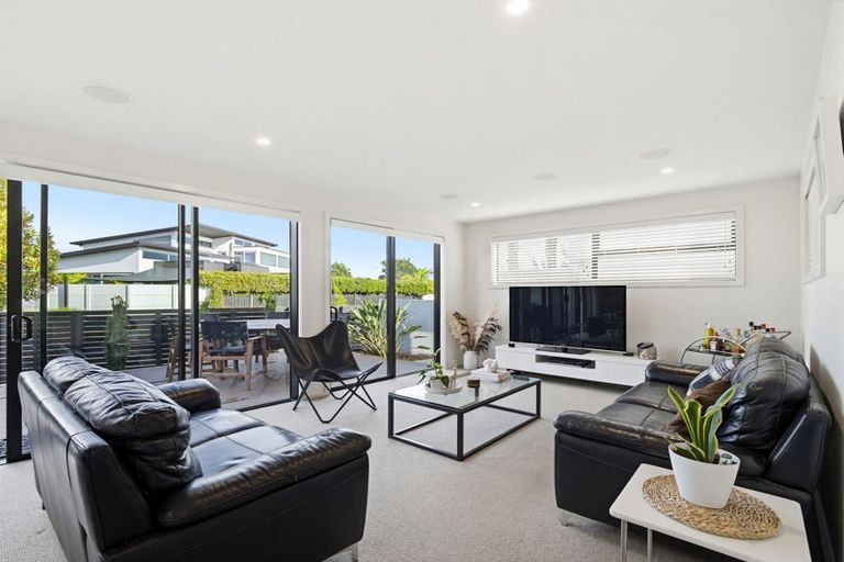 Photo of property in 572 Grenada Street, Papamoa Beach, Papamoa, 3118