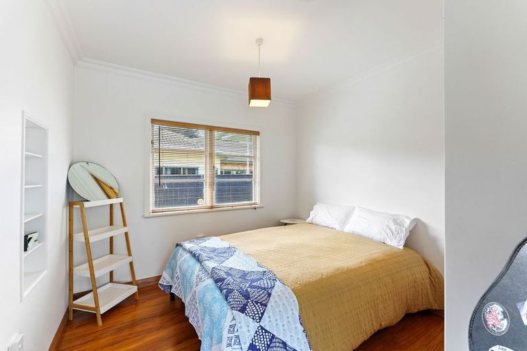 Photo of property in 6 Kohekohe Road, Waikanae, 5036