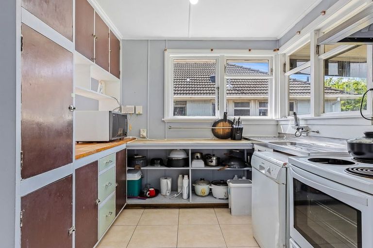 Photo of property in 28 Primrose Street, Northcote, Christchurch, 8052